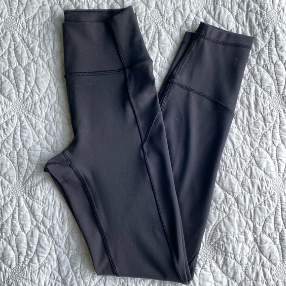 Lululemon In Movement Tight 25" Everlux - Picture 2 of 5